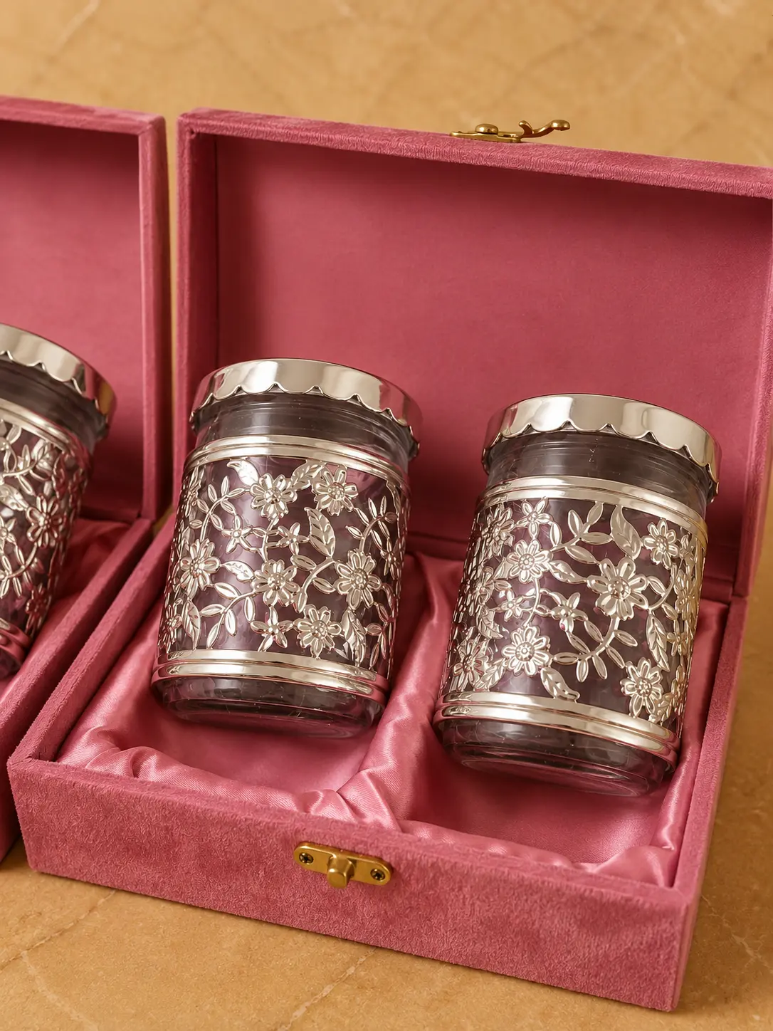 German silver home decor gift set by Nestora Overseas handicraft exporter from Moradabad
